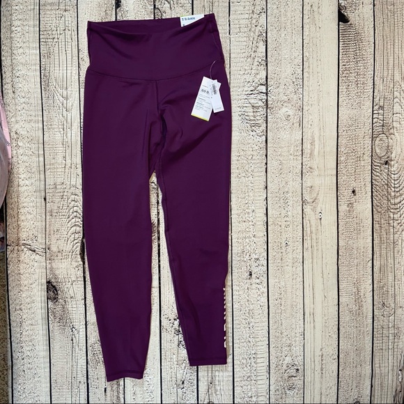 Old Navy active Small Go-Dry high rise 7/8 ankle NWT - Picture 4 of 5